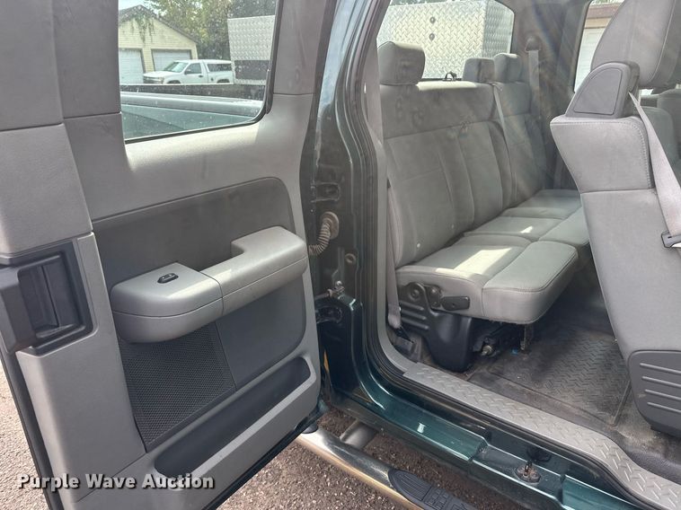 image for item DT6394 2007 Ford F150 SuperCab pickup truck