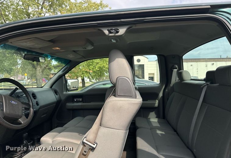 image for item DT6394 2007 Ford F150 SuperCab pickup truck