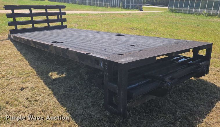 image for item DU6890 Knapheide  PVMX -183CGSA flatbed