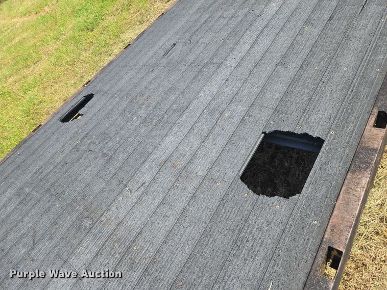 image for item DU6890 Knapheide  PVMX -183CGSA flatbed