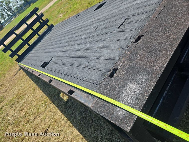 image for item DU6890 Knapheide  PVMX -183CGSA flatbed