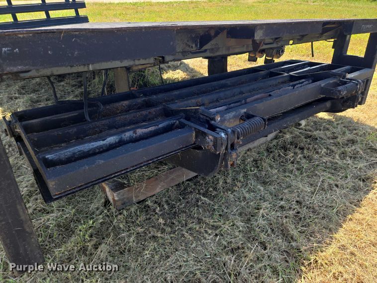 image for item DU6890 Knapheide  PVMX -183CGSA flatbed