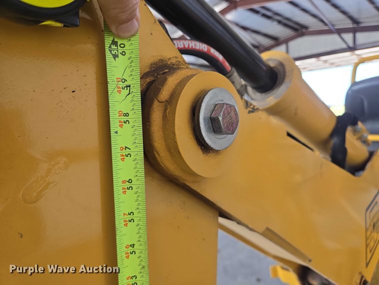 image for item DU6891 Vermeer B750 backhoe attachment