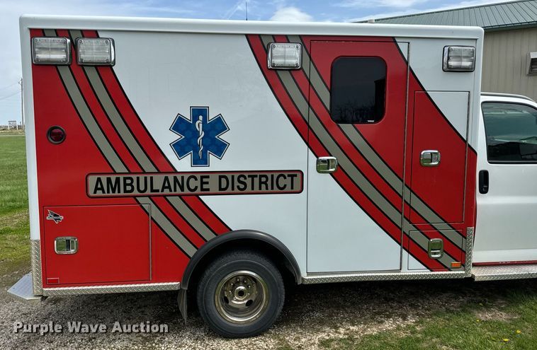 image for item DV1901 2016 Chevrolet Express G3500 ambulance