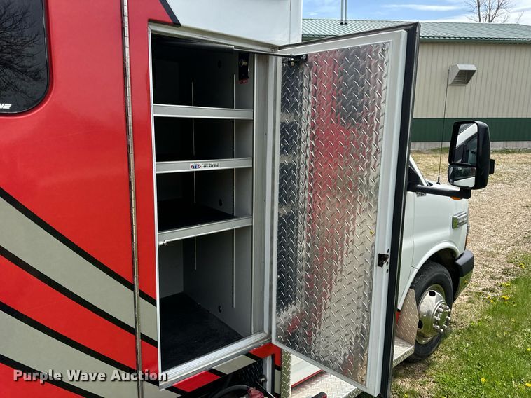 image for item DV1901 2016 Chevrolet Express G3500 ambulance