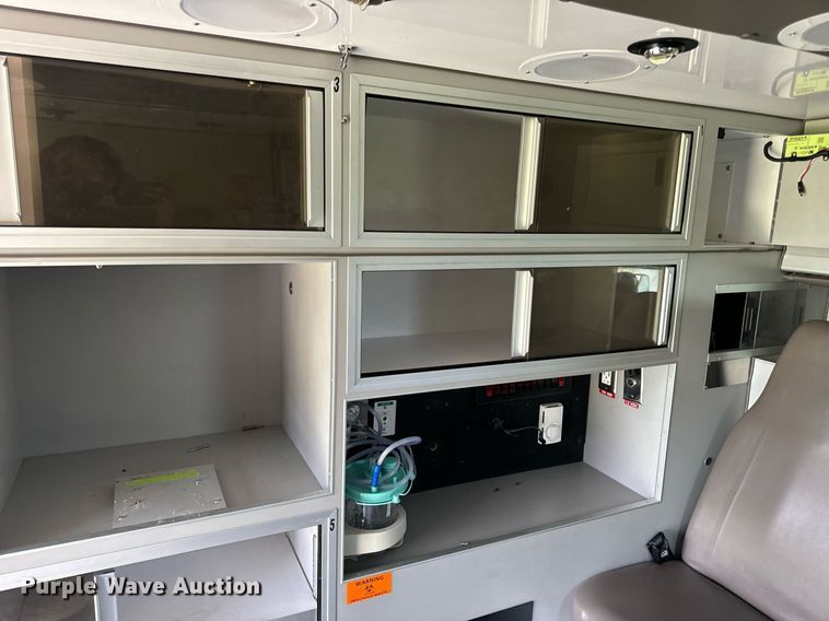 image for item DV1901 2016 Chevrolet Express G3500 ambulance