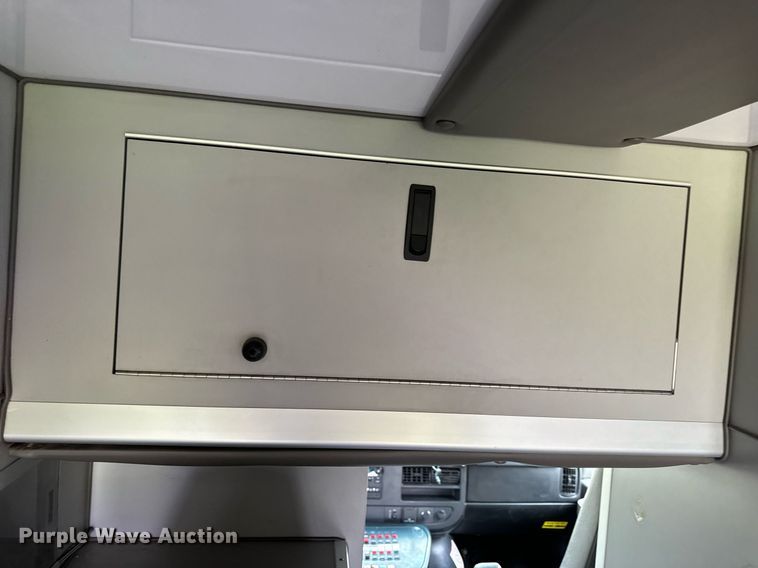 image for item DV1901 2016 Chevrolet Express G3500 ambulance