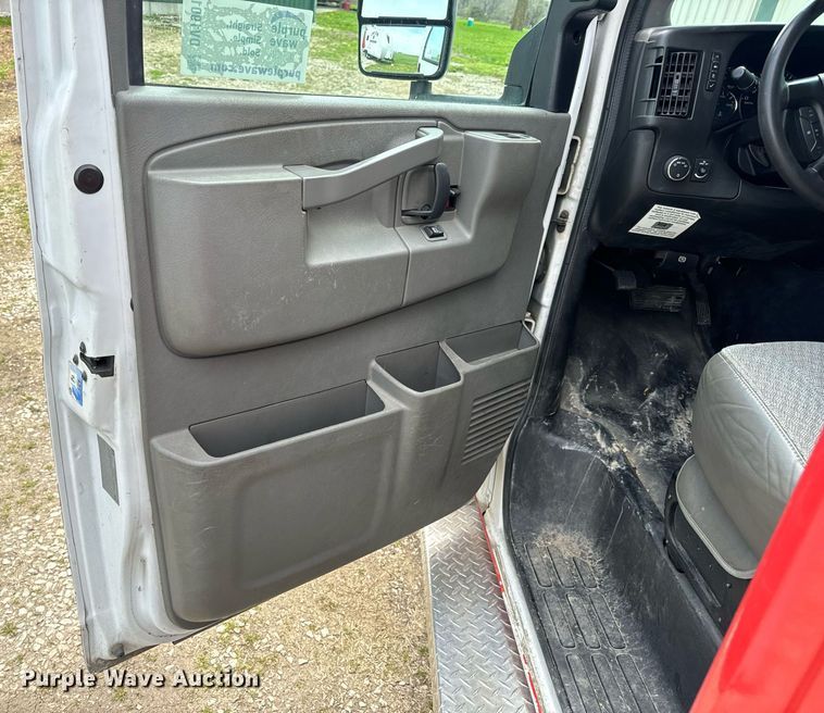 image for item DV1901 2016 Chevrolet Express G3500 ambulance