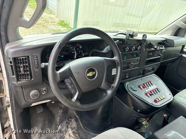 image for item DV1901 2016 Chevrolet Express G3500 ambulance