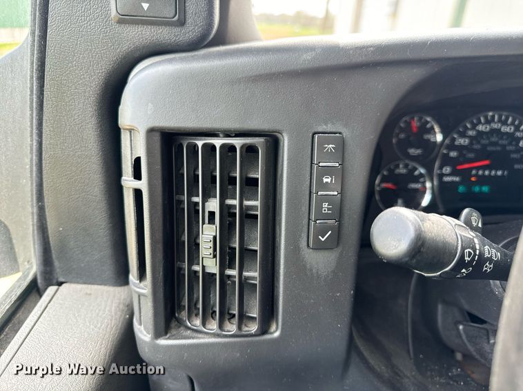 image for item DV1901 2016 Chevrolet Express G3500 ambulance