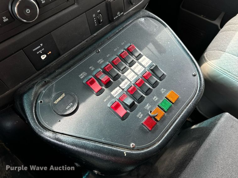 image for item DV1901 2016 Chevrolet Express G3500 ambulance