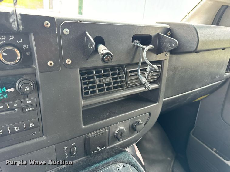 image for item DV1901 2016 Chevrolet Express G3500 ambulance