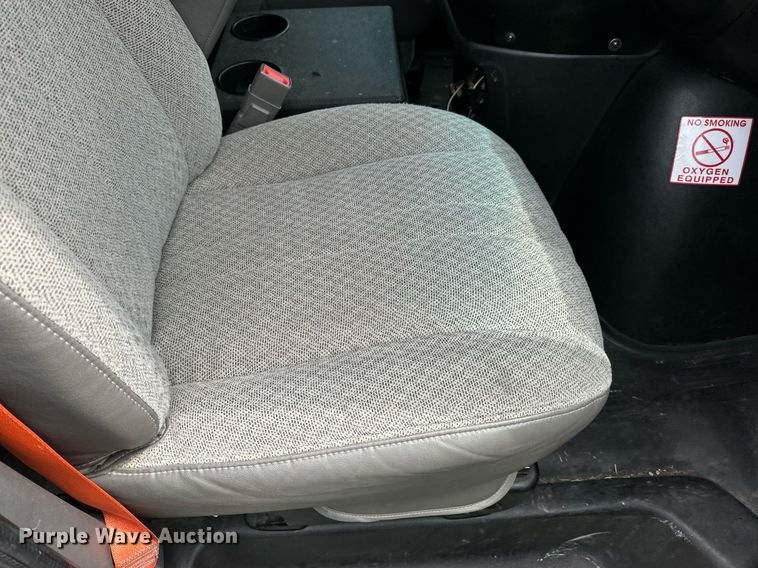 image for item DV1901 2016 Chevrolet Express G3500 ambulance