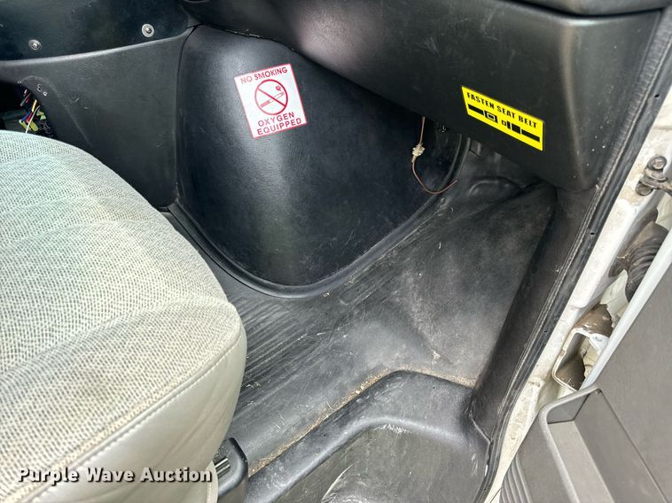 image for item DV1901 2016 Chevrolet Express G3500 ambulance