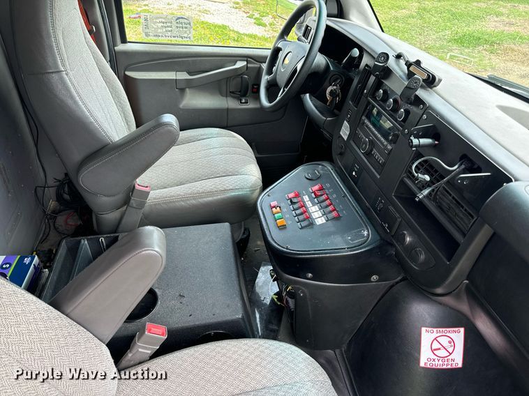 image for item DV1901 2016 Chevrolet Express G3500 ambulance