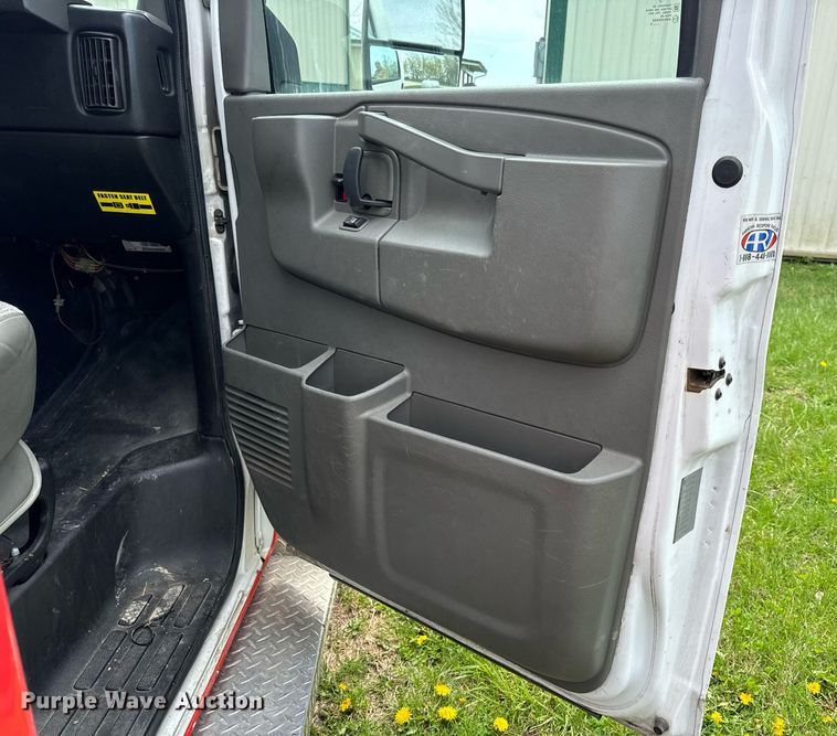 image for item DV1901 2016 Chevrolet Express G3500 ambulance