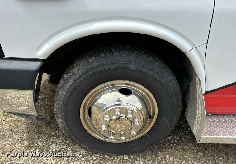 image for item DV1901 2016 Chevrolet Express G3500 ambulance