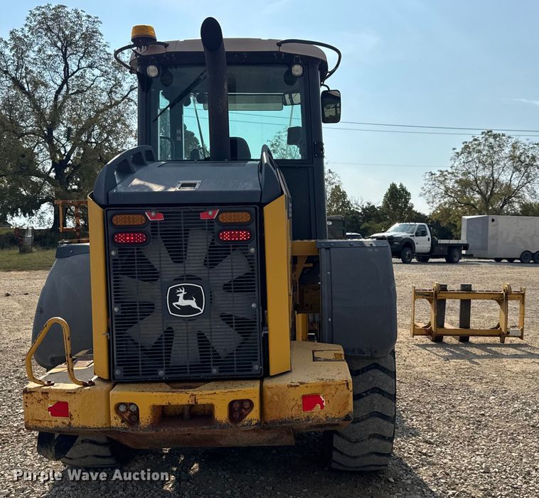 image for item DW6623 2009 John Deere 444K wheel loader