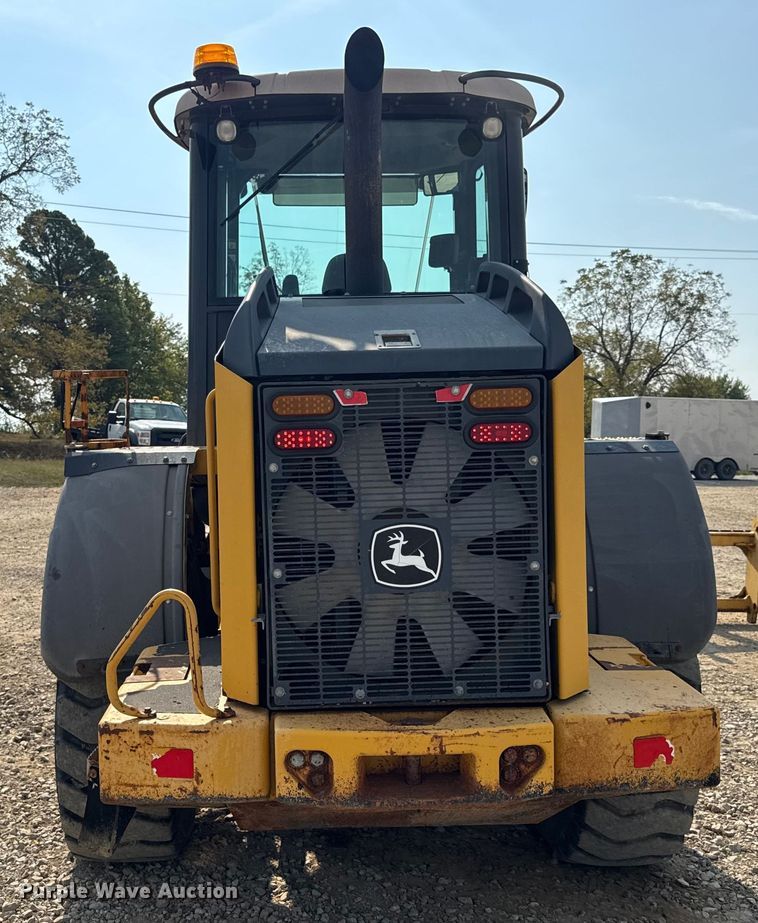 image for item DW6623 2009 John Deere 444K wheel loader