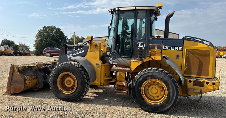 image for item DW6623 2009 John Deere 444K wheel loader