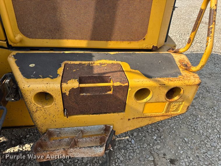 image for item DW6623 2009 John Deere 444K wheel loader