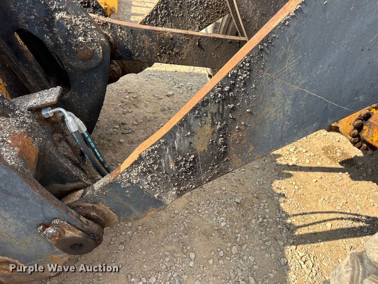 image for item DW6623 2009 John Deere 444K wheel loader