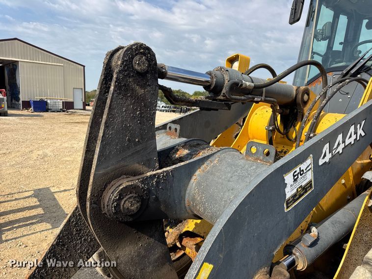 image for item DW6623 2009 John Deere 444K wheel loader