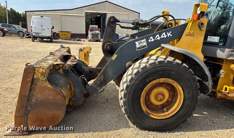 image for item DW6623 2009 John Deere 444K wheel loader