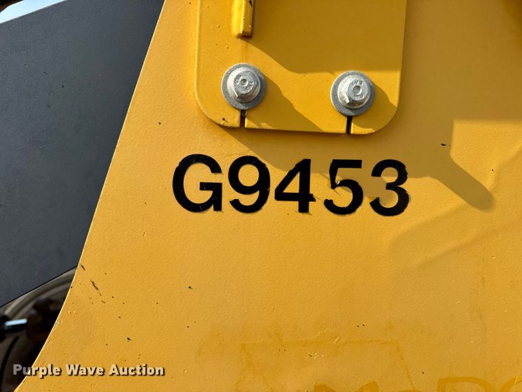 image for item DW6623 2009 John Deere 444K wheel loader