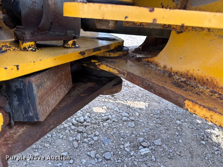 image for item DW6623 2009 John Deere 444K wheel loader