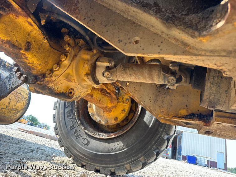 image for item DW6623 2009 John Deere 444K wheel loader