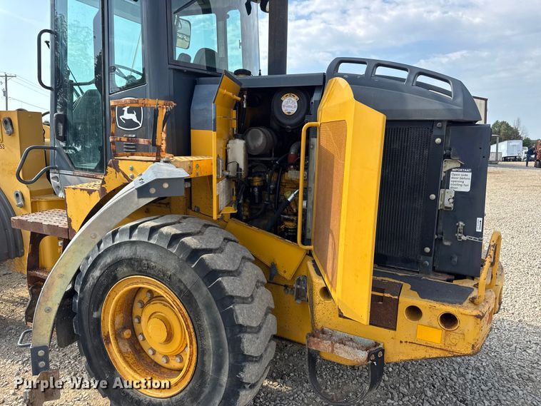 image for item DW6623 2009 John Deere 444K wheel loader