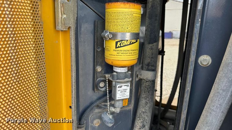 image for item DW6623 2009 John Deere 444K wheel loader