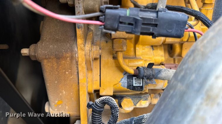 image for item DW6623 2009 John Deere 444K wheel loader