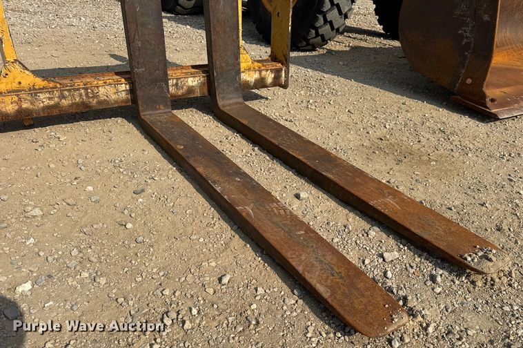 image for item DW6623 2009 John Deere 444K wheel loader