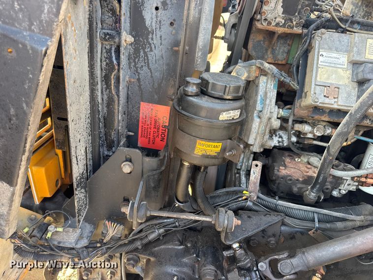 image for item DW6624 2002 International 4900 dump flatbed truck