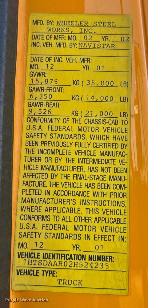 image for item DW6624 2002 International 4900 dump flatbed truck