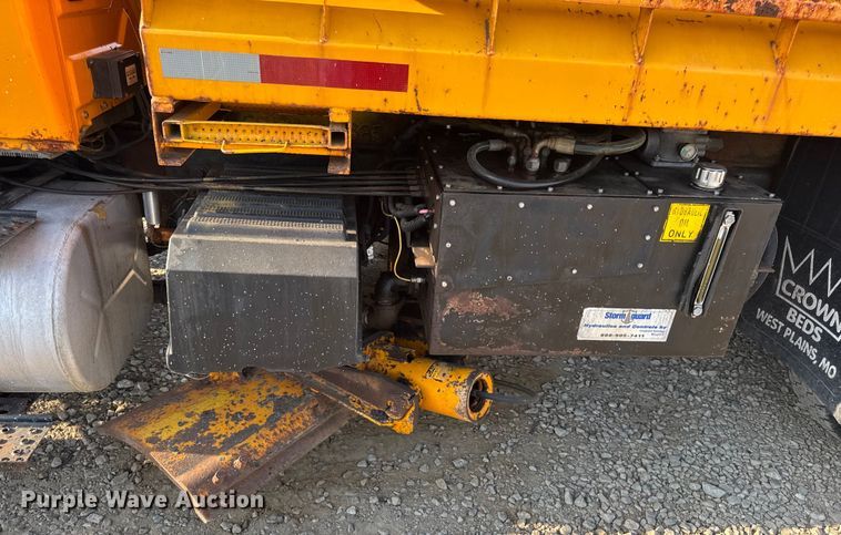 image for item DW6625 2005 International 7400 dump truck