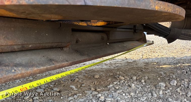 image for item DW6625 2005 International 7400 dump truck