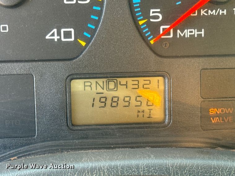 image for item DW6625 2005 International 7400 dump truck