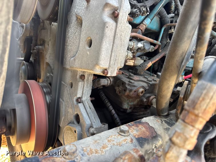 image for item DW6625 2005 International 7400 dump truck