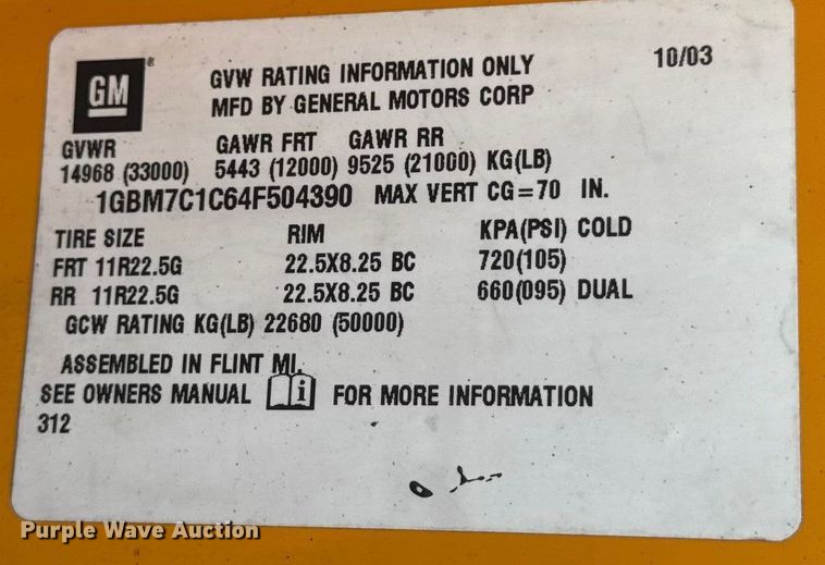 image for item DW6626 2004 Chevrolet C7500 oil distributor truck