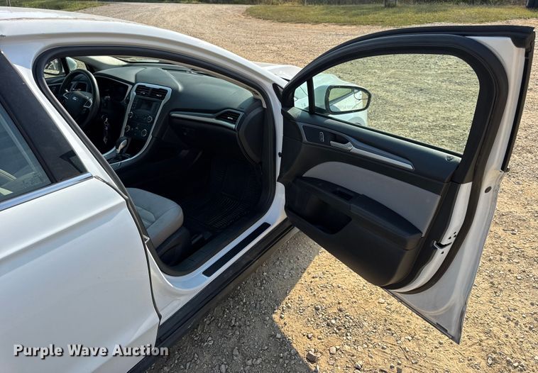 image for item DW6627 2014 Ford Fusion 