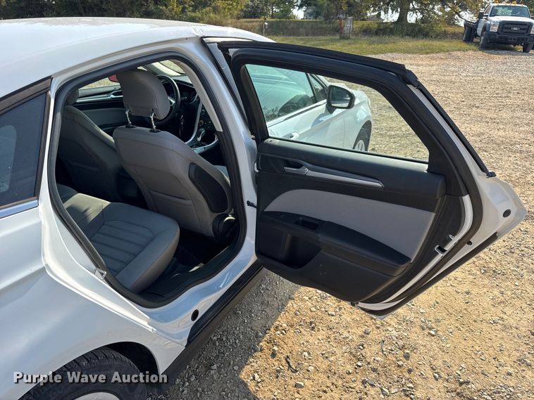 image for item DW6627 2014 Ford Fusion 