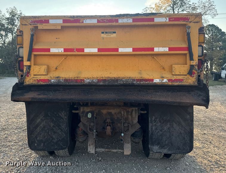 image for item DW6628 2010 International 7500 WorkStar dump truck