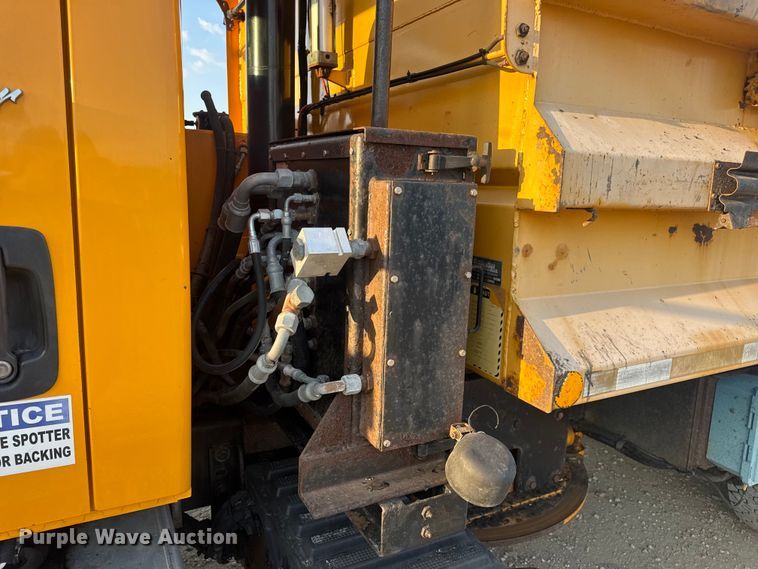 image for item DW6628 2010 International 7500 WorkStar dump truck