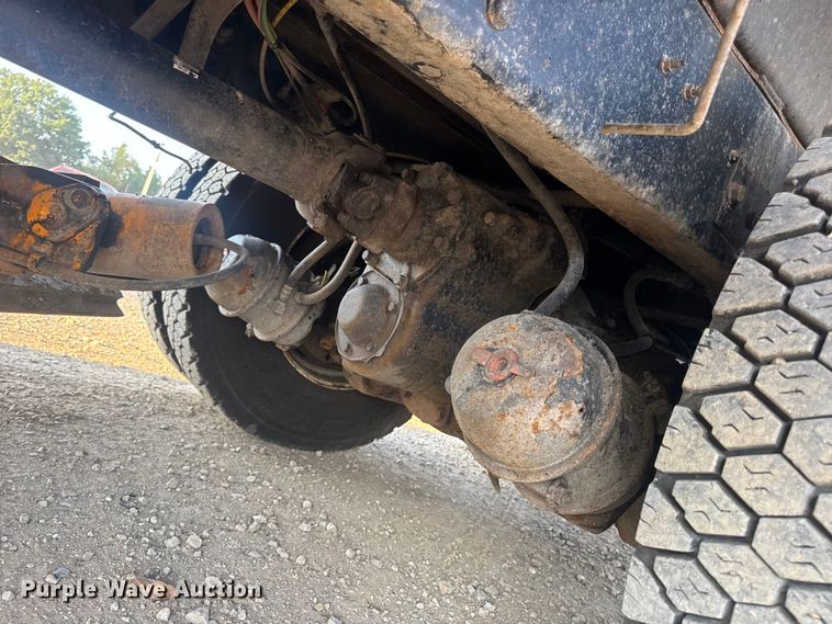 image for item DW6628 2010 International 7500 WorkStar dump truck