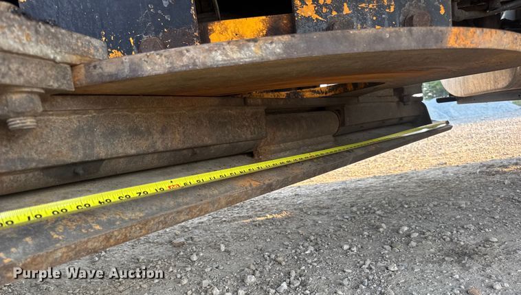 image for item DW6628 2010 International 7500 WorkStar dump truck