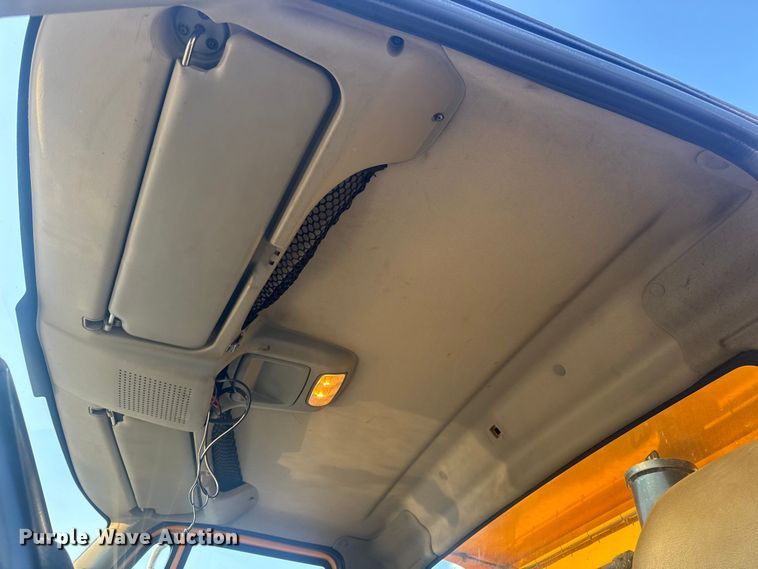 image for item DW6628 2010 International 7500 WorkStar dump truck