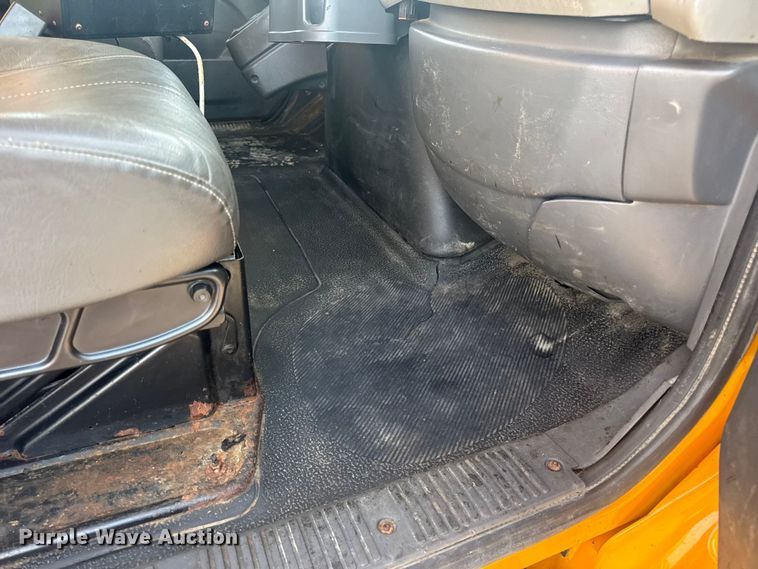 image for item DW6628 2010 International 7500 WorkStar dump truck